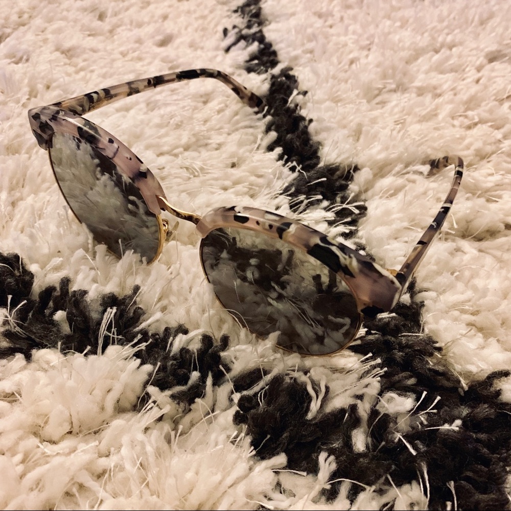 ❗️SOLD❗️Gentle Monster sunglasses - Picture 2 of 8